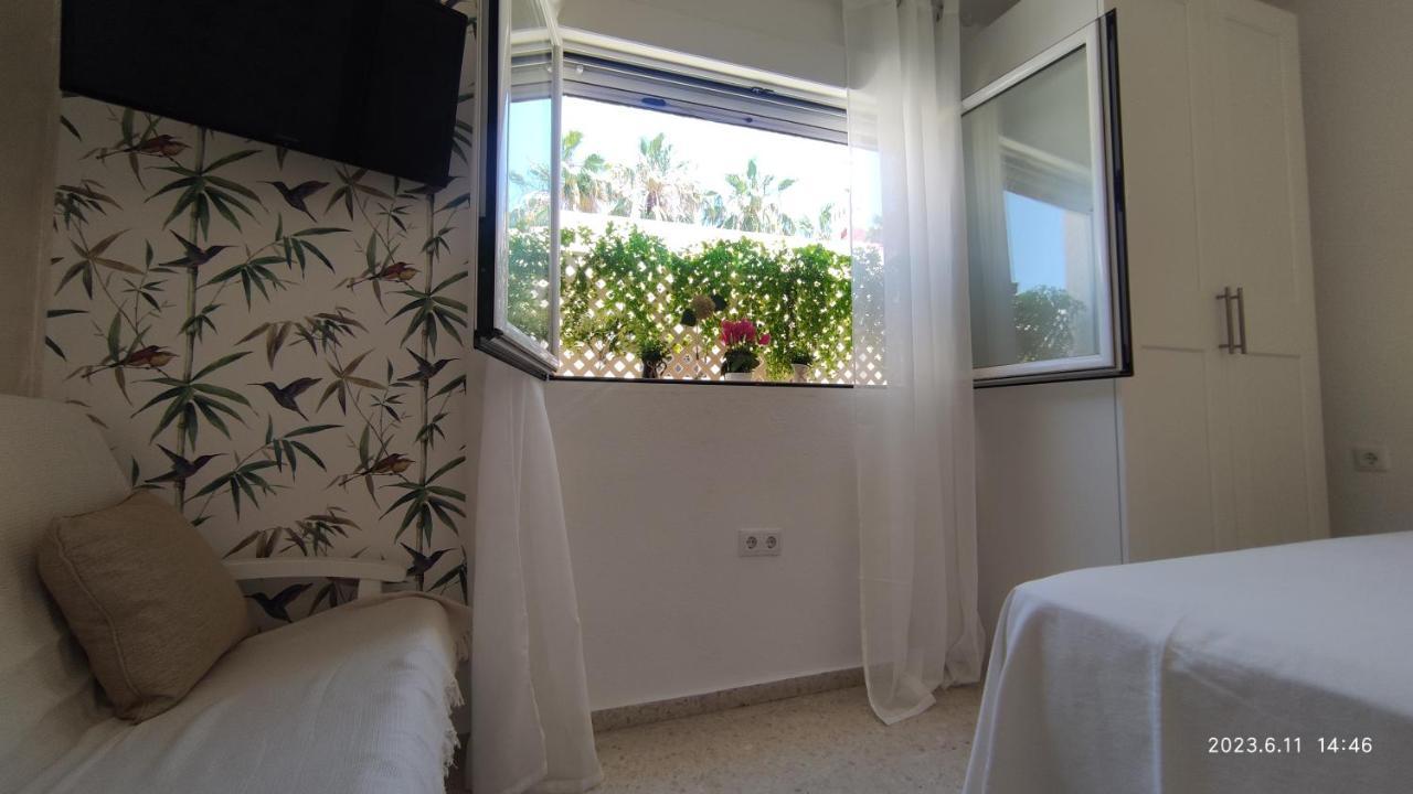 Apartamento Rosalia Playa San Cristobal Wifi Netflix Almuñécar Exterior foto