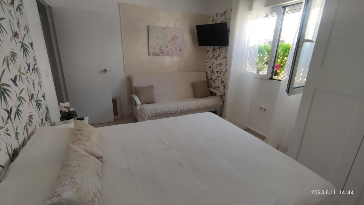 Apartamento Rosalia Playa San Cristobal Wifi Netflix Almuñécar Exterior foto
